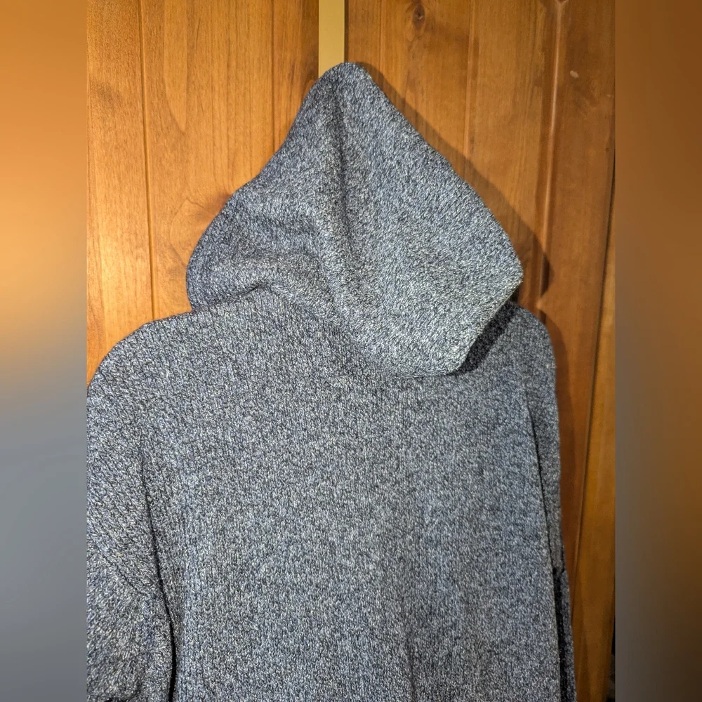 Columbia Blue Knit Cardigan with Zip‎ Front And Hood
